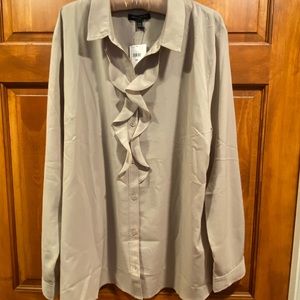 Banana Republic Flutter front blouse